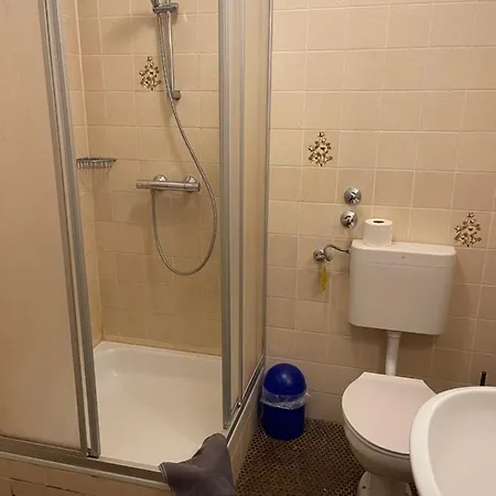 Zum Klueverbaum Hotel 2*