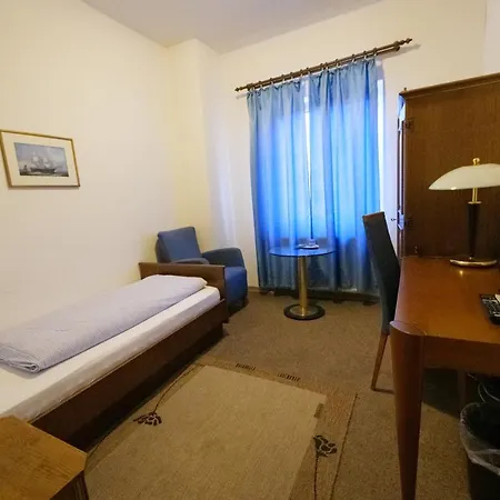 Hotel Zum Klueverbaum Bremen